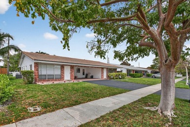 Beach Home For Sale in Pompano Beach, Florida