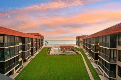 Beach Condo For Sale in Redington Shores, Florida