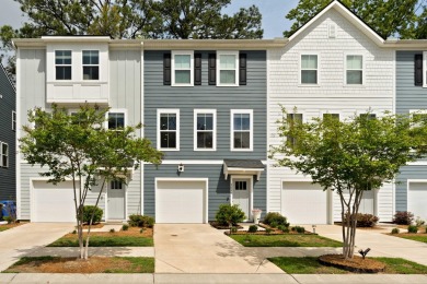 Beach Home For Sale in North Charleston, South Carolina
