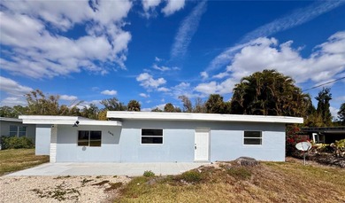 Beach Home For Sale in Punta Gorda, Florida