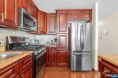 Beach Home For Sale in Guttenberg, New Jersey
