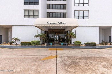 Beach Condo For Sale in Daytona Beach, Florida