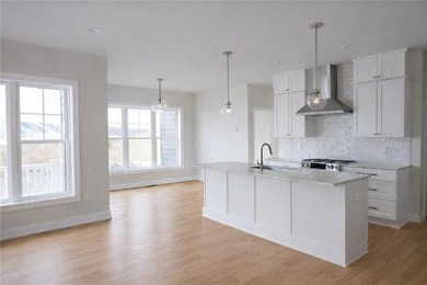 Beach Home For Sale in Portsmouth, Rhode Island