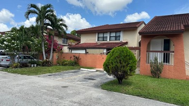 Beach Townhome/Townhouse For Sale in Miami, Florida