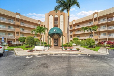 Beach Condo For Sale in Tamarac, Florida