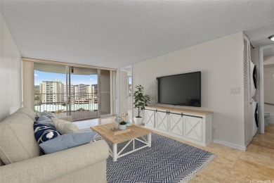 Beach Condo Sale Pending in Honolulu, Hawaii