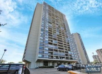 Beach Apartment Off Market in Fort Lee, New Jersey