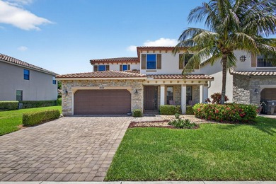 Beach Home Active Under Contract in Lake Worth, Florida