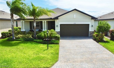 Beach Home For Sale in Fort Myers, Florida