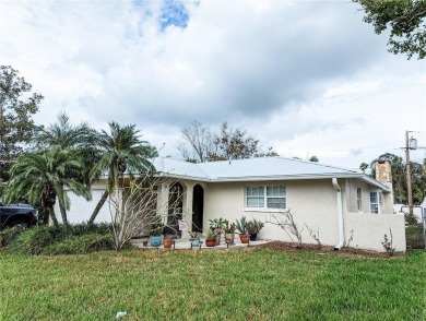 Beach Home For Sale in St. Petersburg, Florida