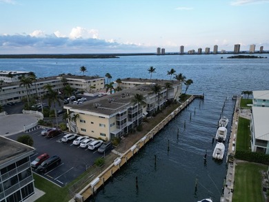 Beach Home For Sale in North Palm Beach, Florida