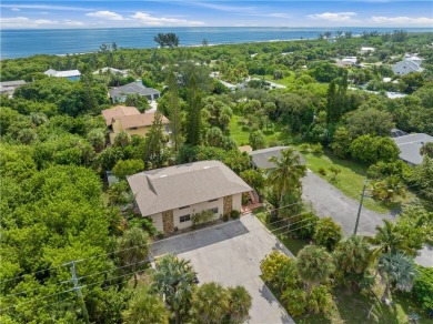 Beach Condo For Sale in Hutchinson Island, Florida