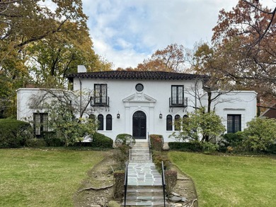 Beach Home For Sale in Bronx, New York