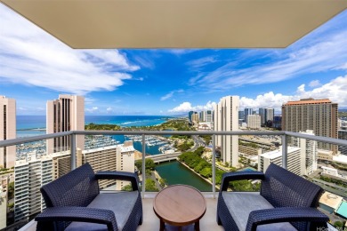 Beach Condo For Sale in Honolulu, Hawaii