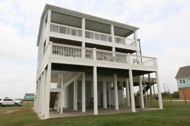 Beach Home For Sale in Gilchrist, Texas