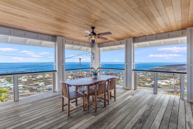 Beach Home For Sale in Captain Cook, Hawaii