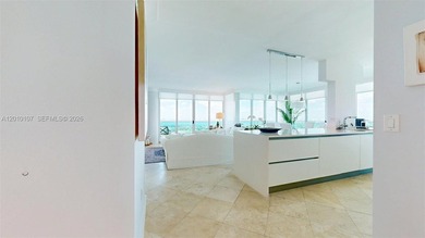 Beach Condo For Sale in Miami Beach, Florida
