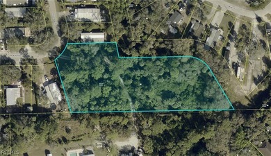 Beach Lot Sale Pending in Bonita Springs, Florida