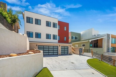 Beach Home For Sale in San Diego, California