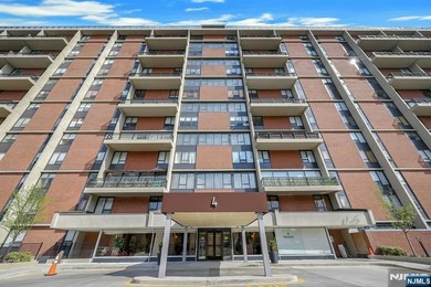 Beach Other For Sale in Fort Lee, New Jersey