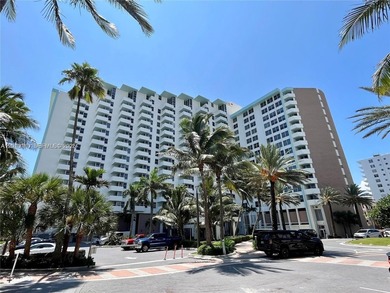 Beach Condo For Sale in Miami Beach, Florida