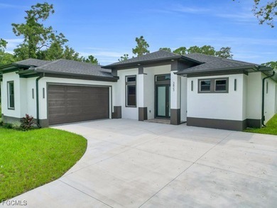 Beach Home For Sale in Fort Myers, Florida