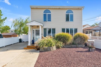 Beach Home Sale Pending in Seaford, New York