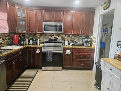 Beach Condo For Sale in Miami, Florida