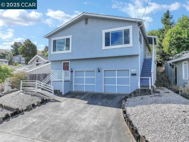 Beach Townhome/Townhouse For Sale in Martinez, California