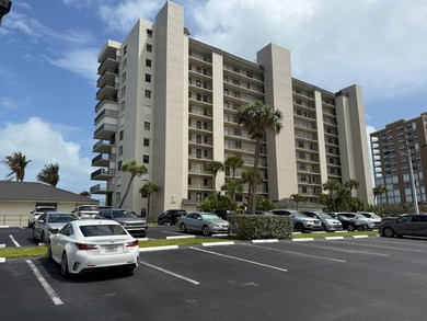 Beach Condo For Sale in Fort Pierce, Florida