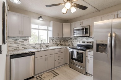 Beach Condo For Sale in Jensen Beach, Florida