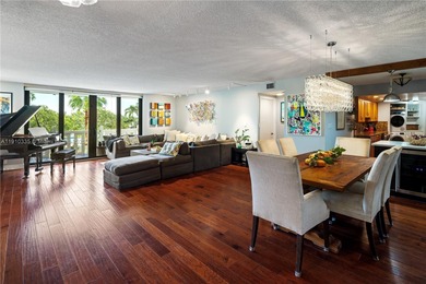 Beach Condo For Sale in Key Biscayne, Florida