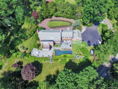 Beach Home For Sale in Great Neck, New York