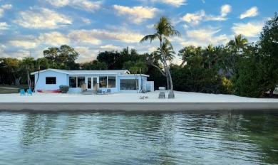 Beach Home For Sale in Lower Matecumbe Key, Florida