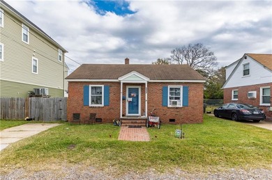 Beach Home For Sale in Norfolk, Virginia