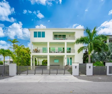 Beach Home For Sale in Key Haven, Florida