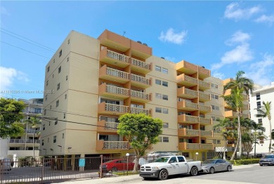 Beach Condo For Sale in Miami, Florida