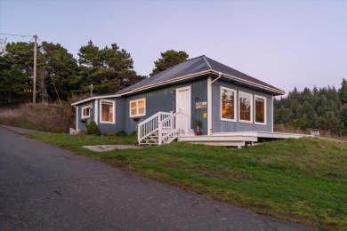 Beach Home For Sale in Port Orford, Oregon