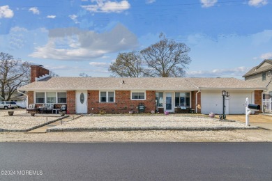 Beach Home For Sale in Brick, New Jersey