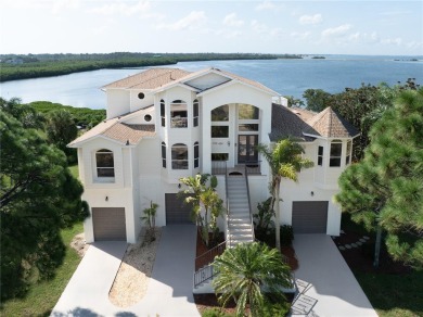 Beach Home For Sale in Tarpon Springs, Florida