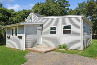 Beach Home For Sale in Mastic Beach, New York