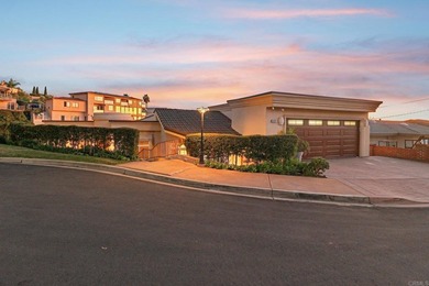 Beach Home Sale Pending in La Jolla, California