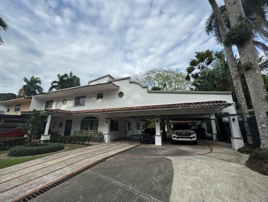 Beach Home For Sale in Panama City, 