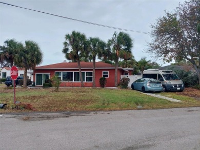 Beach Lot Sale Pending in Redington Beach, Florida