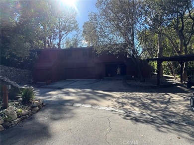 Beach Home For Sale in Malibu, California