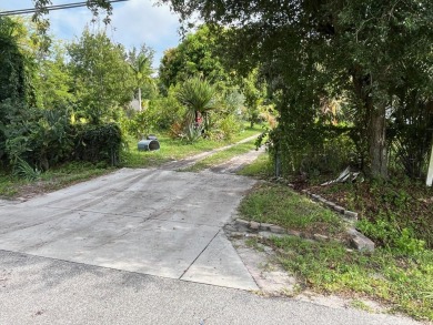 Beach Lot For Sale in West Palm Beach, Florida