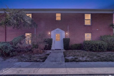 Beach Condo For Sale in St. Petersburg, Florida