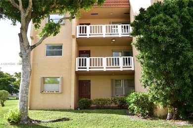Beach Condo For Sale in Sunrise, Florida