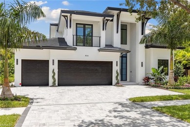Beach Home For Sale in Naples, Florida