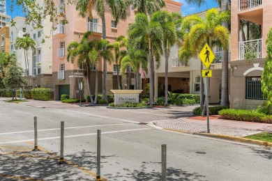 Beach Townhome/Townhouse For Sale in Miami Beach, Florida